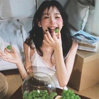 只想看着你